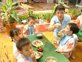 Vất vả, thiệt thòi !