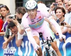 Alberto Contador
Sẽ tiếp tục bứt phá trên đường đua?