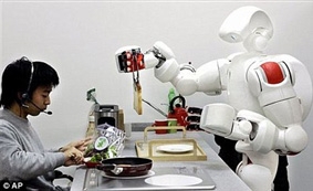 Robot phục vụ tận giường