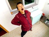 Hắt hơi như chó sói hú