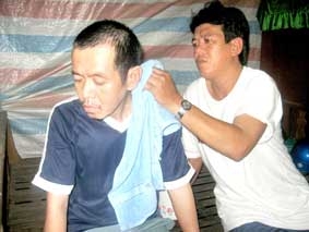 Hãy giúp một gia đình khốn khó !