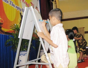 Tăng "sức đề kháng" cho người nhiễm bệnh HIV/AIDS