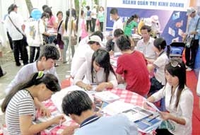 Trách nhiệm từ nhiều phía