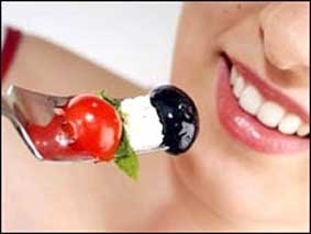 Có thể hạn chế suy giảm trí nhớ qua ăn uống