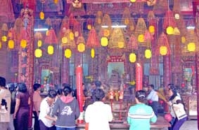 Lễ vía Bà Thiên Hậu  
Một nét văn hóa của người Hoa ở Cần Thơ