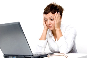 Stress do “dán” mắt lâu vào máy tính