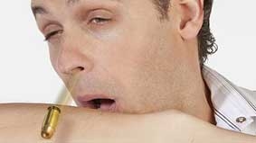Hắt hơi ra viên đạn trong đầu