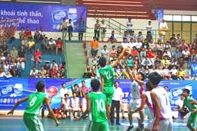 Khi "nghiệp dư" thắng "chuyên nghiệp"