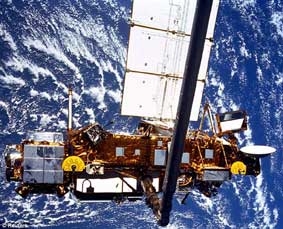 Vệ tinh hỏng 
không quá đáng ngại