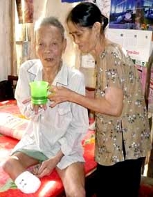 Bác Sanh cần được giúp đỡ