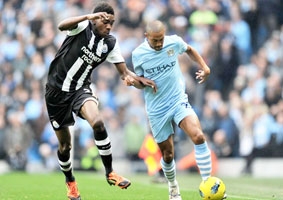 Newcastle sẽ vượt khó trên sân Old Trafford ?