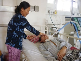 Gia đình bà Viền mong được giúp đỡ!