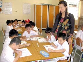 Xây dựng trường đạt chuẩn quốc gia, góp phần nâng cao chất lượng giáo dục