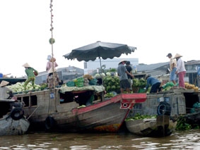 Cuối năm, bập bềnh chợ nổi Cái Răng