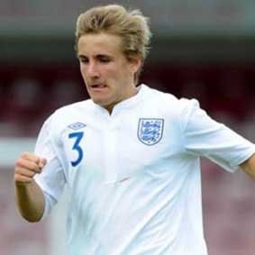 Luke Shaw  “vàng” chưa ra lò đã có giá