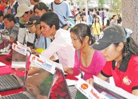 Giúp học sinh "nhìn xa trông rộng"