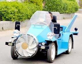 Xe chạy bằng...gió