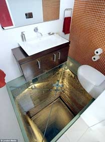 Nhà vệ sinh đáng sợ nhất thế giới