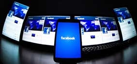 Lý do Facebook không nên kinh doanh điện thoại