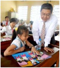 Cùng bé vẽ ước mơ
