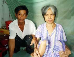 Một gia đình khốn khó