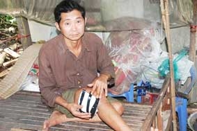 Hãy giúp anh Dần điều trị bệnh