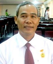 Thầy thạch khên- nhà giáo ưu tú mẫu mực