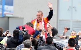 Chung quanh chuyện Wesley Sneijder rời bỏ Inter