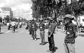 Tham gia giữ gìn trật tự an toàn giao thông
