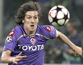 Stevan Jovetic sẽ thay thế Robin Van Persie tại Arsenal?