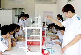 Làm gì để thu hút thí sinh?
