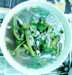Canh chua bông súng