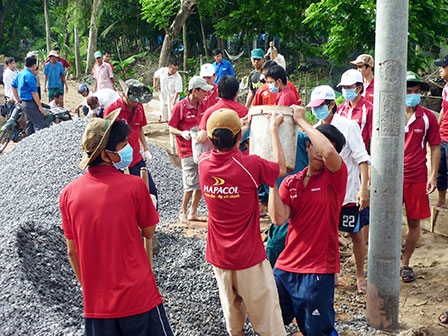 Góp sức đảm bảo trật tự an toàn giao thông