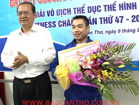 VĐV Nguyễn  Anh Thông 

được thưởng 5 triệu đồng