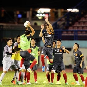 Lo cho U-23 Việt Nam