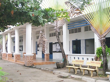 Các trường trung cấp chuyên nghiệp “lao đao”