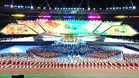 Khai mạc SEA Games 27 
Rực rỡ ánh sáng, âm nhạc tuyệt vời