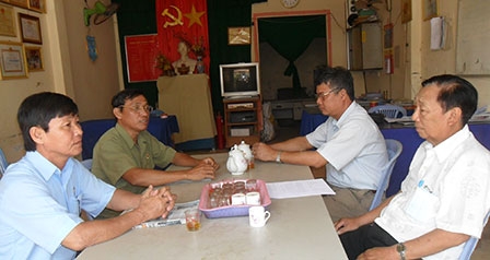 Tích cực tham gia đảm bảo trật tự 
an toàn giao thông