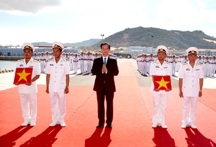 Thủ tướng Nguyễn Tấn Dũng 
dự Lễ Thượng cờ cấp quốc gia tàu ngầm 
Hà Nội và Thành phố Hồ Chí Minh