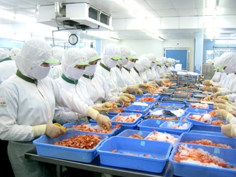 Trải thảm đỏ mời gọi đầu tư