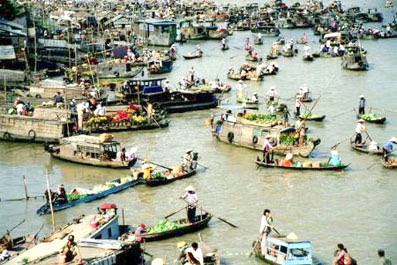 Đi lại trên sông nước Nam bộ ngày trước