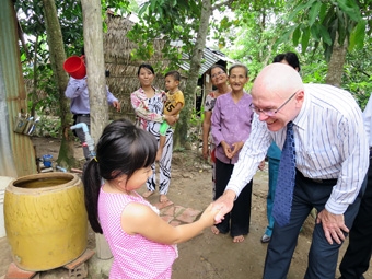 Tổng lãnh sự Úc John McAnulty đánh giá cao các dự án phát triển tại ĐBSCL