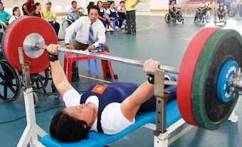 Châu Hoàng Tuyết Loan- mạnh mẽ và lạc quan