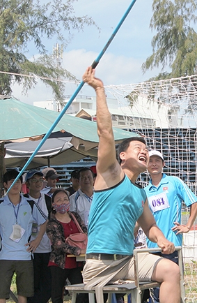 Có công mài sắt...