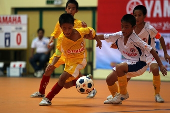 Đừng để sân chơi trẻ thơ bị vẩn đục