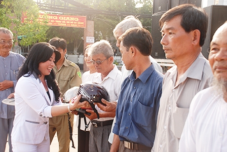 Hiệu quả chiến dịch tuyên truyền và xử lý vi phạm về sản xuất, kinh doanh, sử dụng mũ bảo hiểm
