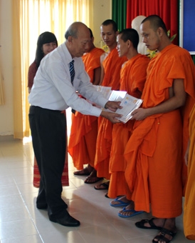 Sóc Trăng tưng bừng khai giảng năm học mới