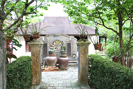 Làng cổ bên dòng Ô Lâu