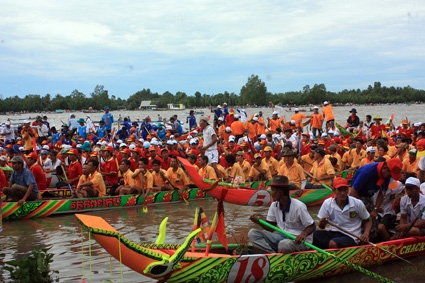 Khai mạc Ngày hội văn hóa, thể thao và du lịch dân tộc Khmer tỉnh Kiên Giang lần thứ VIII-2014