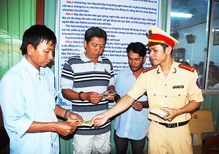 Tập trung thực hiện các giải pháp đảm bảo an toàn giao thông